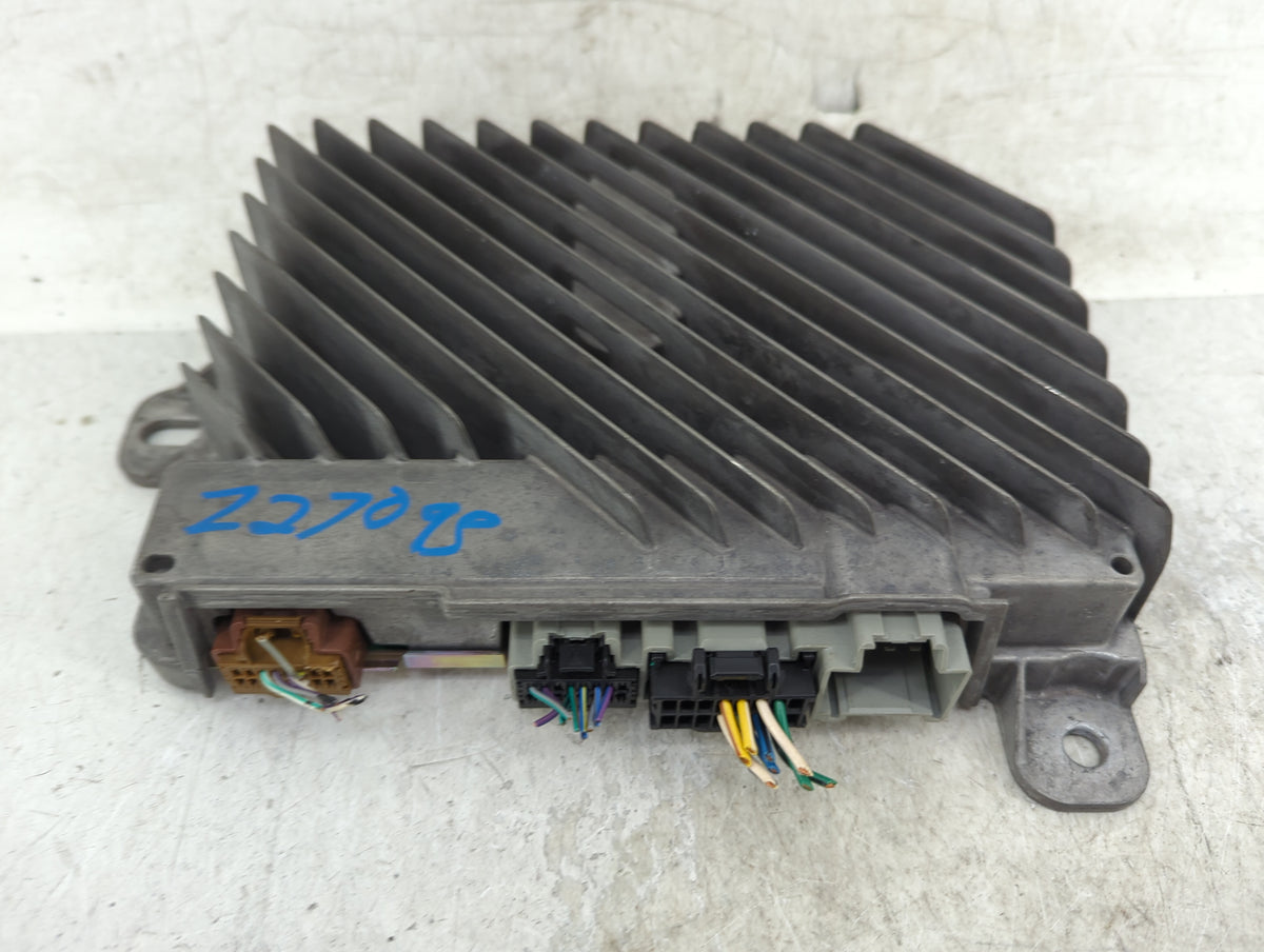 2018-2022 Chevrolet Traverse Radio AM FM Cd Player Receiver Replacement Fits Fits 2018 2019 2020 2021 2022 OEM Used Auto Par