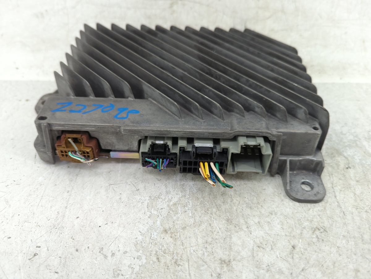 2018-2022 Chevrolet Traverse Radio AM FM Cd Player Receiver Replacement Fits Fits 2018 2019 2020 2021 2022 OEM Used Auto Par