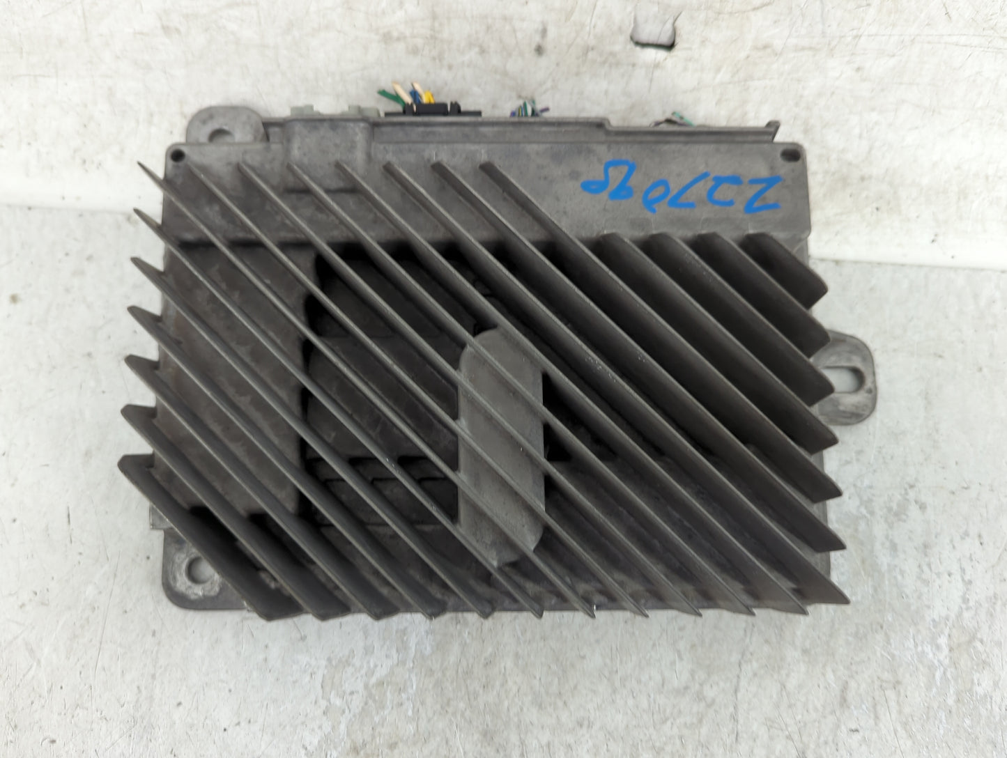 2018-2022 Chevrolet Traverse Radio AM FM Cd Player Receiver Replacement Fits Fits 2018 2019 2020 2021 2022 OEM Used Auto Par