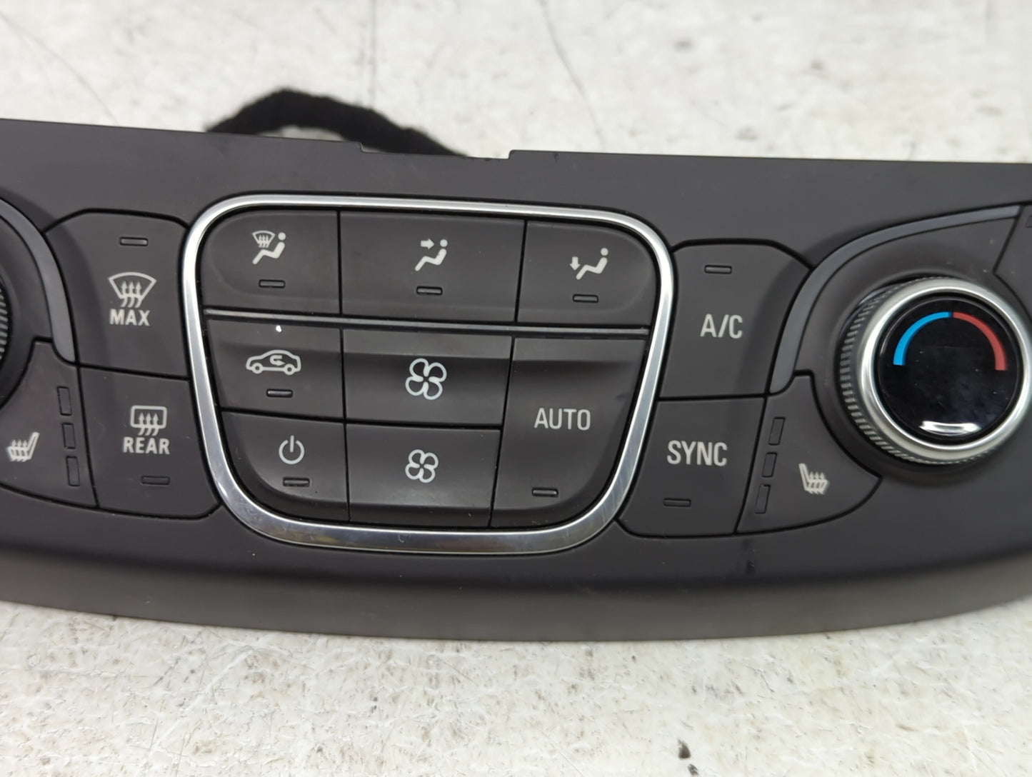 2018 Chevrolet Traverse Climate Control Module Temperature AC/Heater Replacement P/N:84344403 Fits OEM Used Auto Parts - Oem