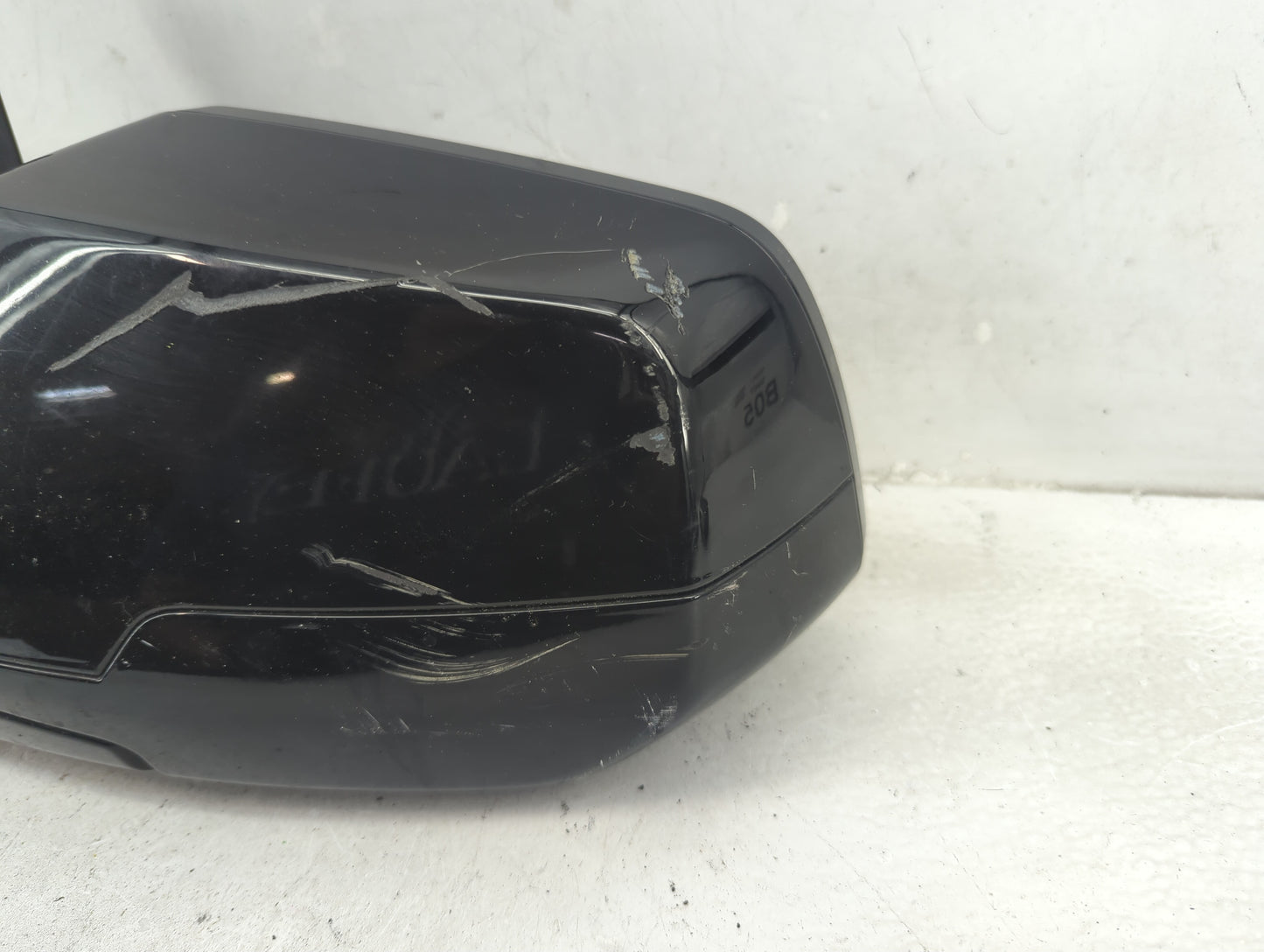 2018-2022 Chevrolet Traverse Driver Side View Mirror - Left Door Mirror OEM Used - Oemusedautoparts1.com