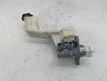 2018-2022 Chevrolet Traverse Brake Master Cylinder - Oemusedautoparts1.com