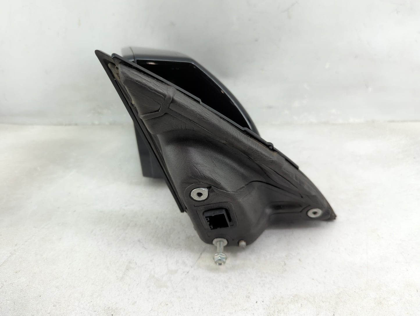 2018-2022 Chevrolet Traverse Driver Side View Mirror - Left Door Mirror OEM Used - Oemusedautoparts1.com