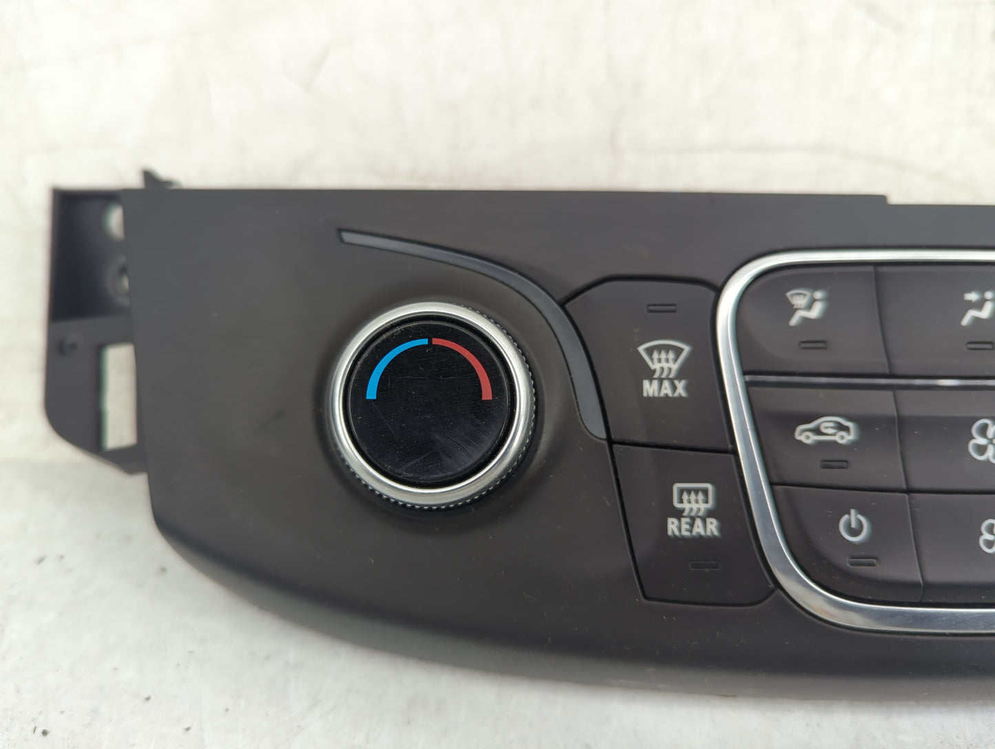 2018 Chevrolet Traverse Climate Control Module Temperature AC/Heater Replacement P/N:84216552 Fits OEM Used Auto Parts - Oem