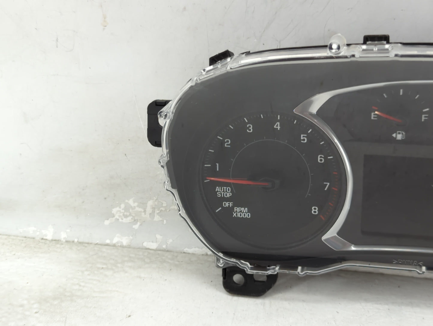 2018 Chevrolet Traverse Instrument Cluster Speedometer Gauges P/N:84404692 GM-0059-001-MR-CF0F Miles: Fits OEM Used Auto Par