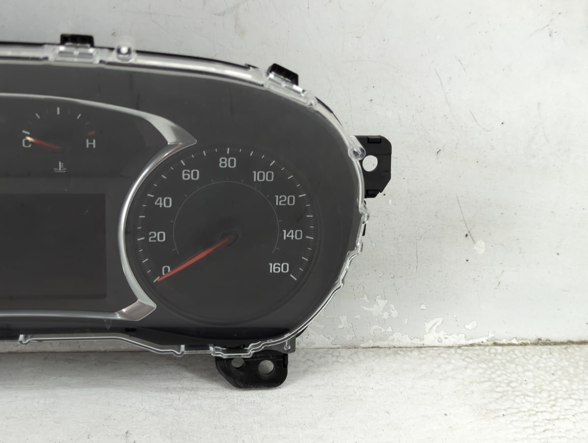 2018 Chevrolet Traverse Instrument Cluster Speedometer Gauges P/N:84404692 GM-0059-001-MR-CF0F Miles: Fits OEM Used Auto Par