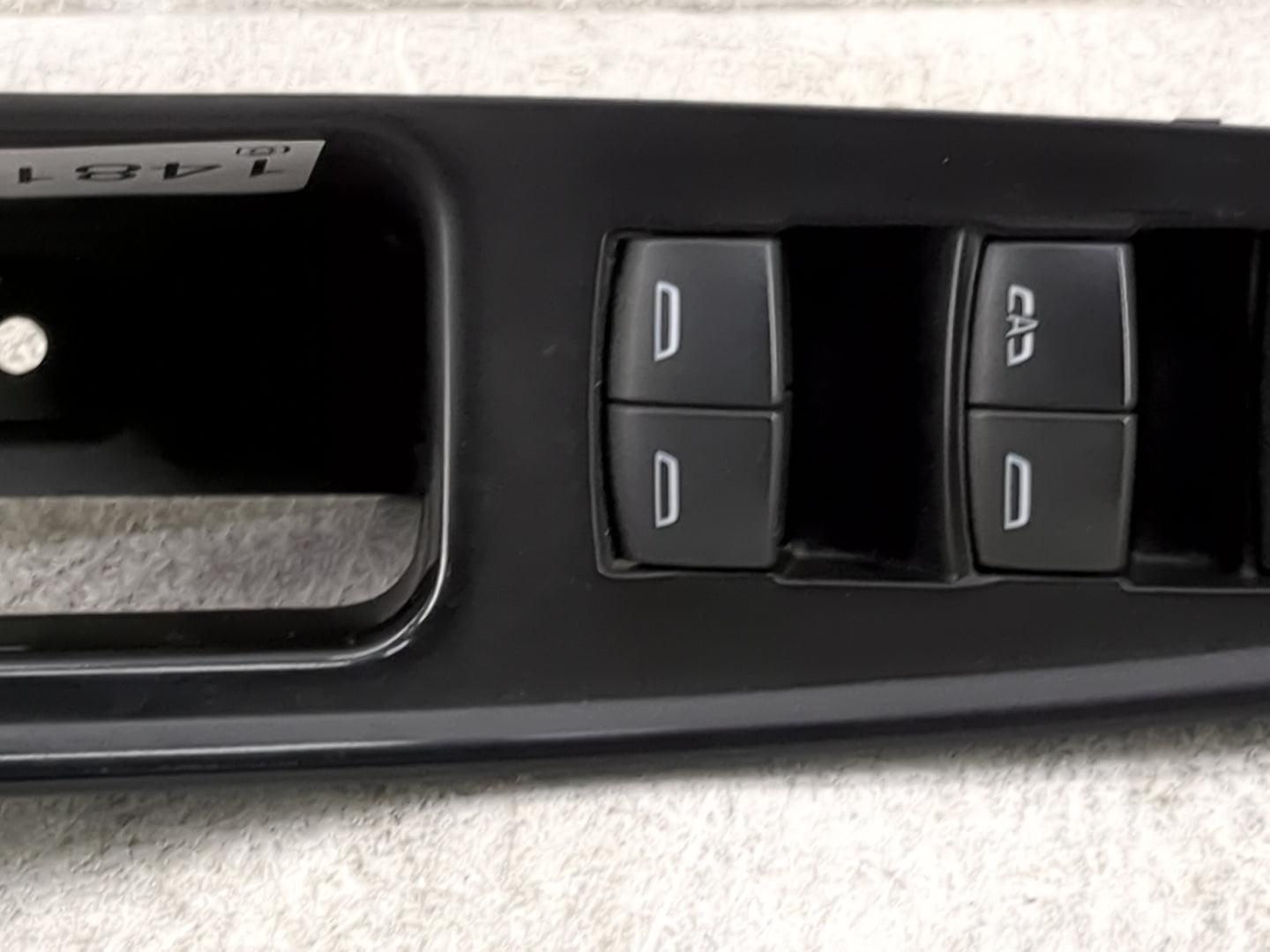2018-2022 Chevrolet Traverse Master Power Window Switch Replacement Driver Side Left P/N:84139693 Fits OEM Used Auto Parts -