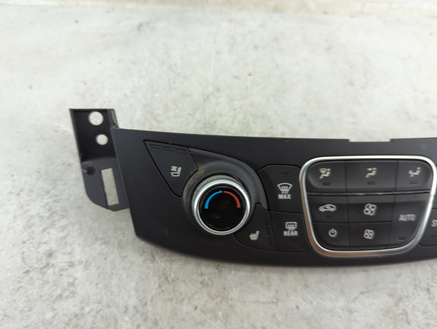 2018 Chevrolet Traverse Climate Control Module Temperature AC/Heater Replacement P/N:84344403 QFGM624A, 7370200000000X Fits 