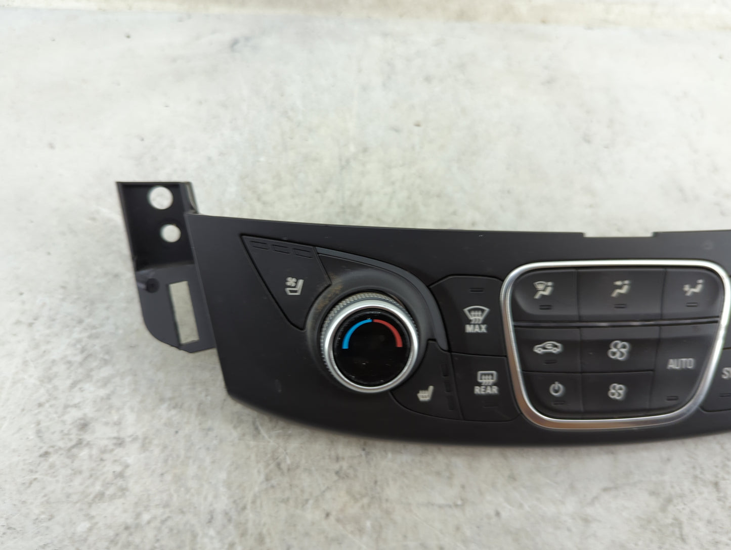 2018 Chevrolet Traverse Climate Control Module Temperature AC/Heater Replacement P/N:84344403 QFGM624A, 7370200000000X Fits 