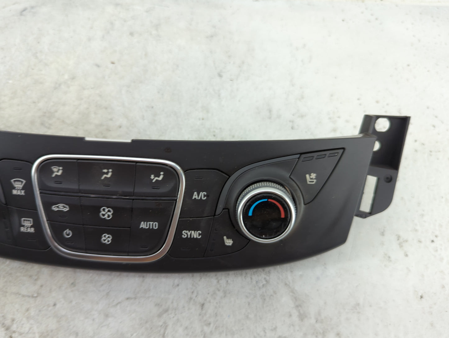 2018 Chevrolet Traverse Climate Control Module Temperature AC/Heater Replacement P/N:84344403 QFGM624A, 7370200000000X Fits 
