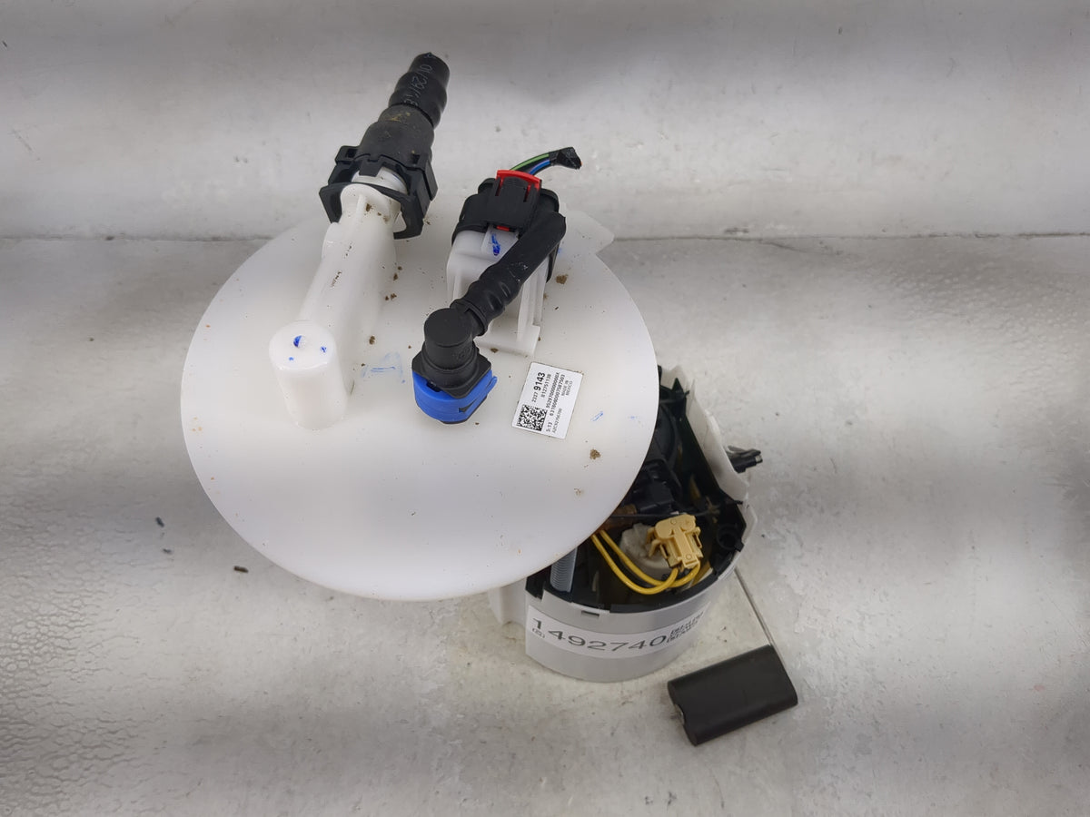 2018-2022 Chevrolet Traverse Electrical Gas Fuel Pump Assembly 1492740 - Oemusedautoparts1.com