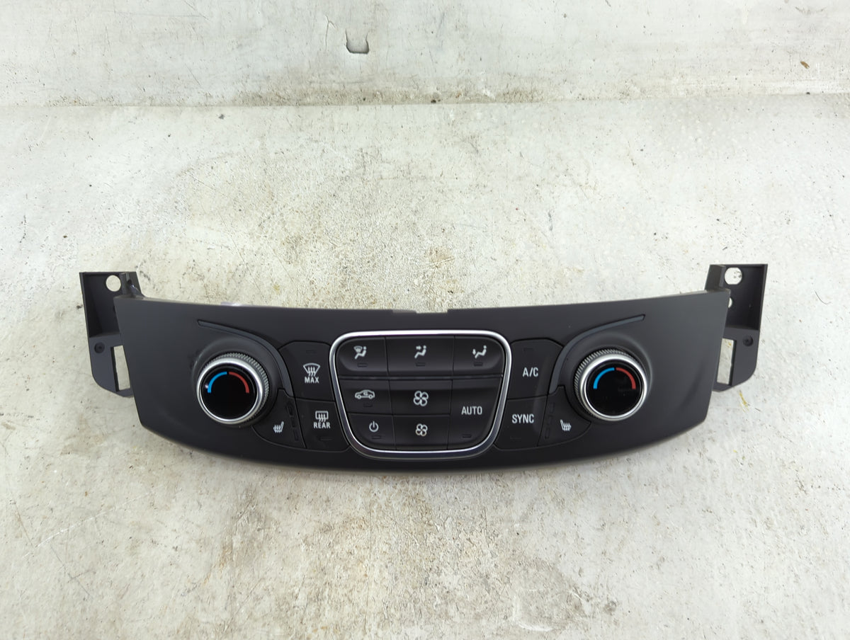 2018-2022 Chevrolet Traverse Climate Control Module Temperature AC/Heater Replacement P/N:84344402 737020000000000X Fits OEM