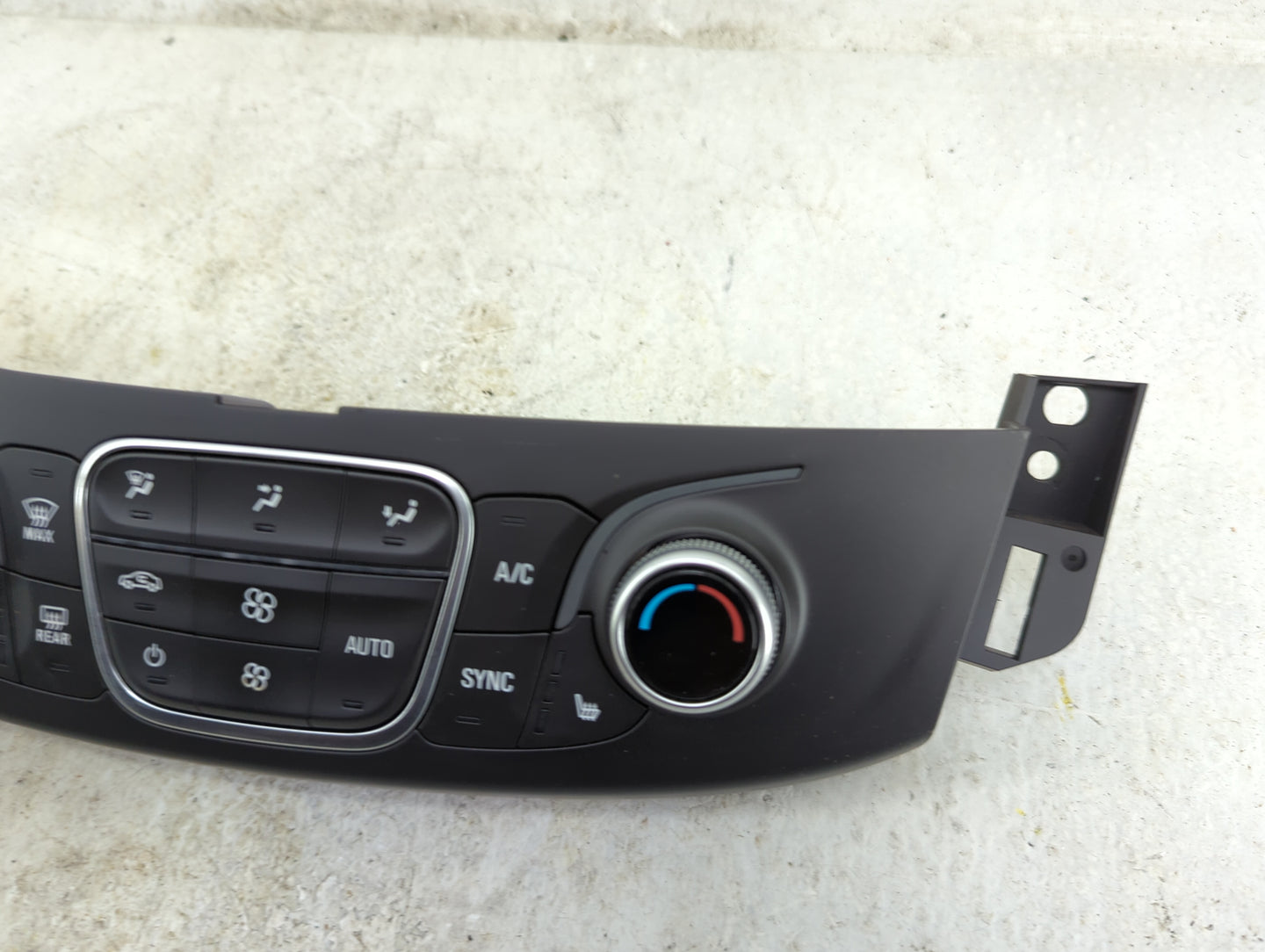 2018-2022 Chevrolet Traverse Climate Control Module Temperature AC/Heater Replacement P/N:84344402 737020000000000X Fits OEM