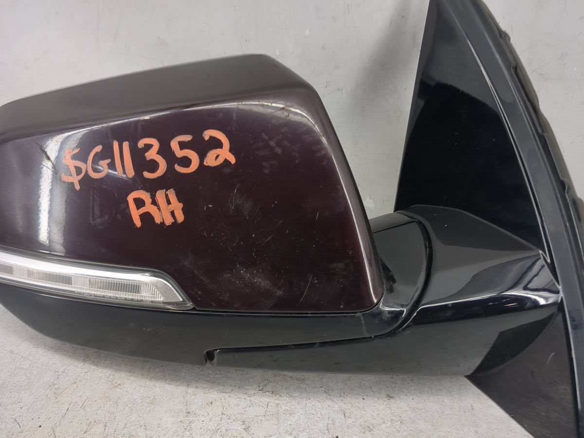 2018-2022 Chevrolet Traverse Passenger Side View Mirror - Right Door Mirror OEM Used - Oemusedautoparts1.com