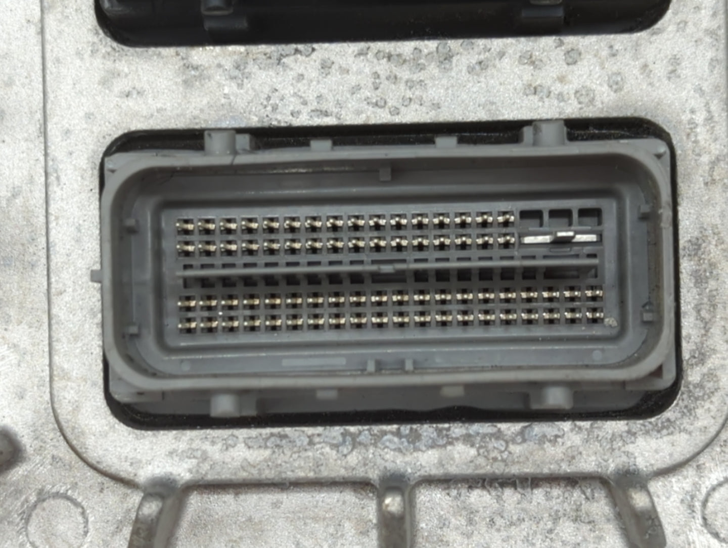 2018 Chevrolet Traverse PCM Engine Control Computer ECU ECM PCU OEM P/N:12687483 12698026, 12673932 Fits Fits 2016 2017 2019