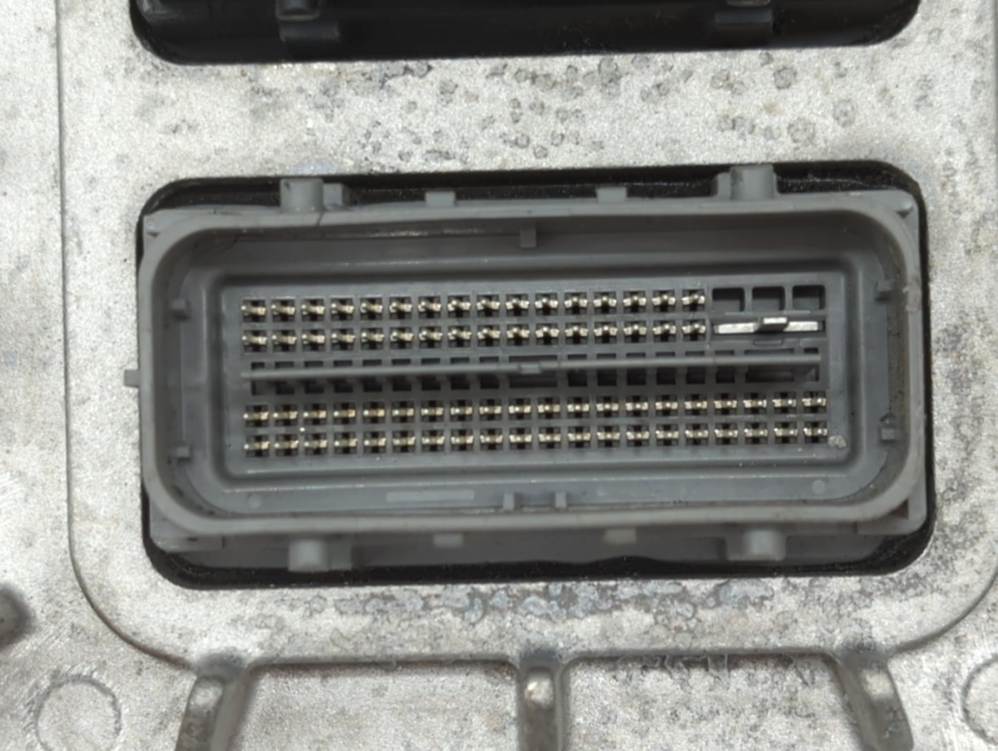 2018 Chevrolet Traverse PCM Engine Control Computer ECU ECM PCU OEM P/N:12687483 12698026, 12673932 Fits Fits 2016 2017 2019