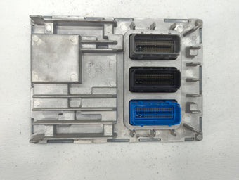 compare product 2018-2022 Chevrolet Traverse PCM Engine Control Computer ECU ECM PCU OEM P/N:12687483 12679078 Fits OEM Used Auto Parts