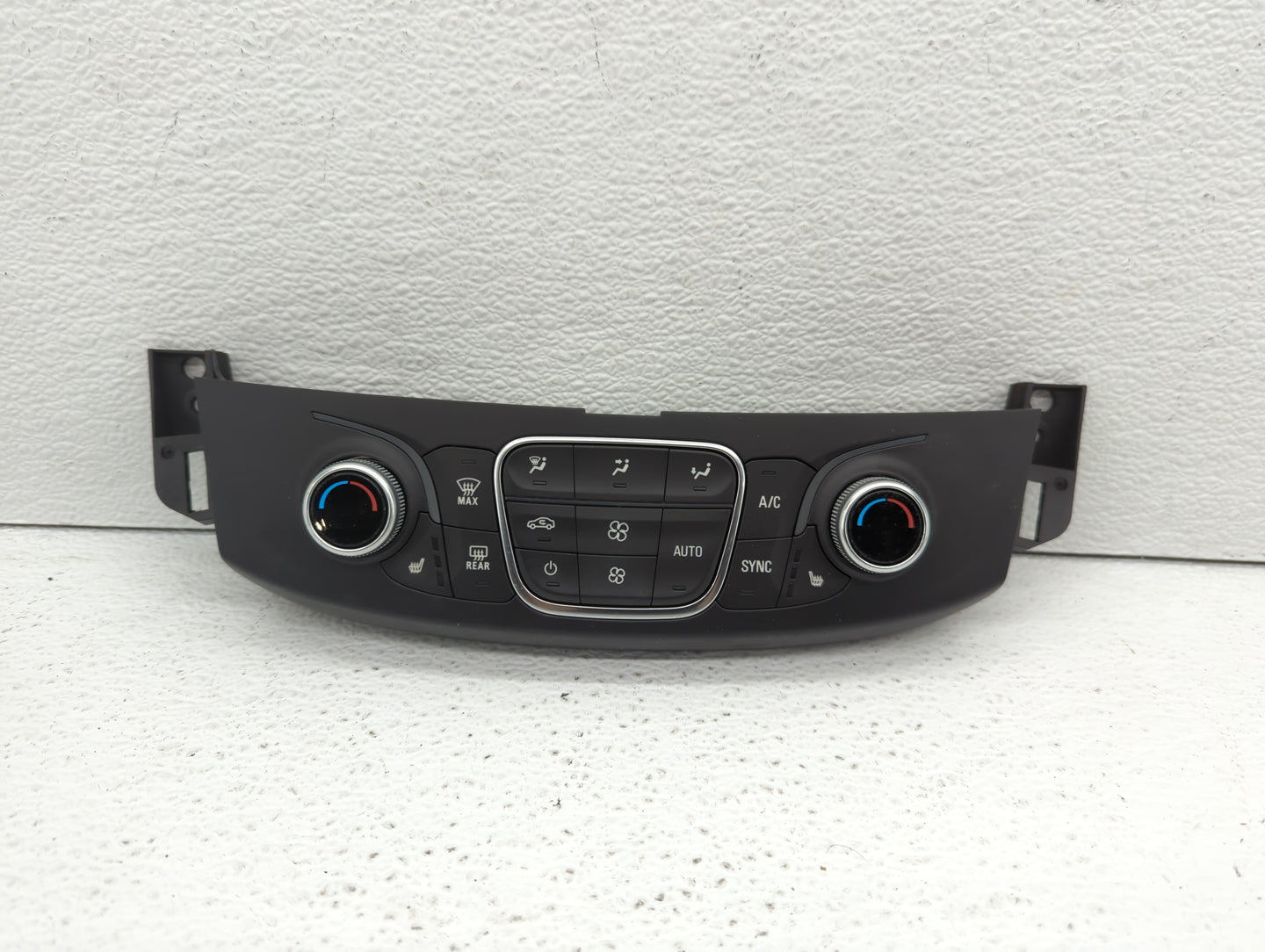2018 Chevrolet Traverse Climate Control Module Temperature AC/Heater Replacement P/N:84216553 84344402 Fits OEM Used Auto Pa