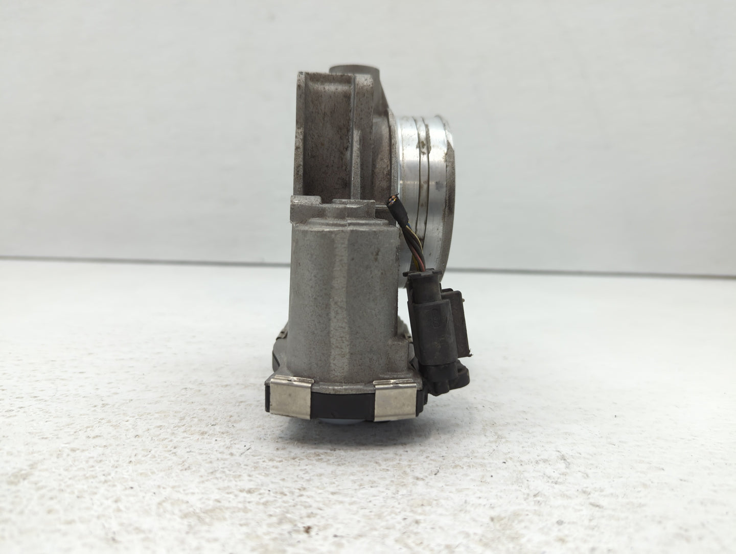 2017-2022 Chevrolet Traverse Throttle Body P/N:12670981AA Fits Fits 2012 2013 2014 2015 2016 2017 2018 2019 2020 2021 2022 O
