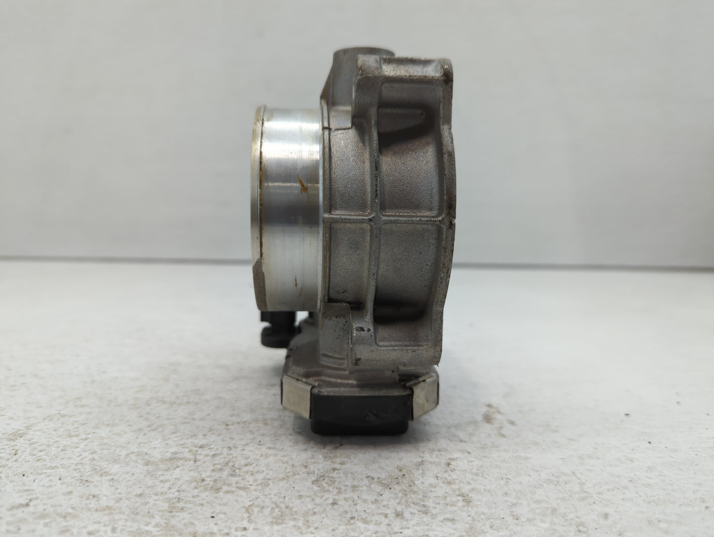 2017-2022 Chevrolet Traverse Throttle Body P/N:12670981AA 12632172BA Fits OEM Used Auto Parts - Oemusedautoparts1.com