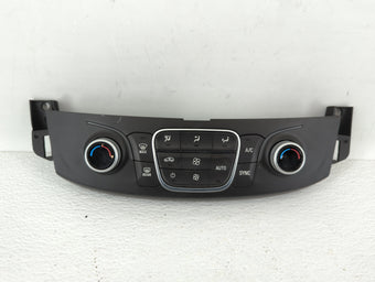 compare product 2018 Chevrolet Traverse Climate Control Module Temperature AC/Heater Replacement P/N:84216552 84216553, 84344402 Fits OEM Used Auto Parts