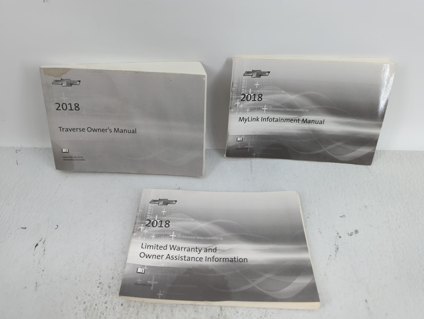 2018 Chevrolet Traverse Owners Manual Book Guide OEM Used Auto Parts - Oemusedautoparts1.com
