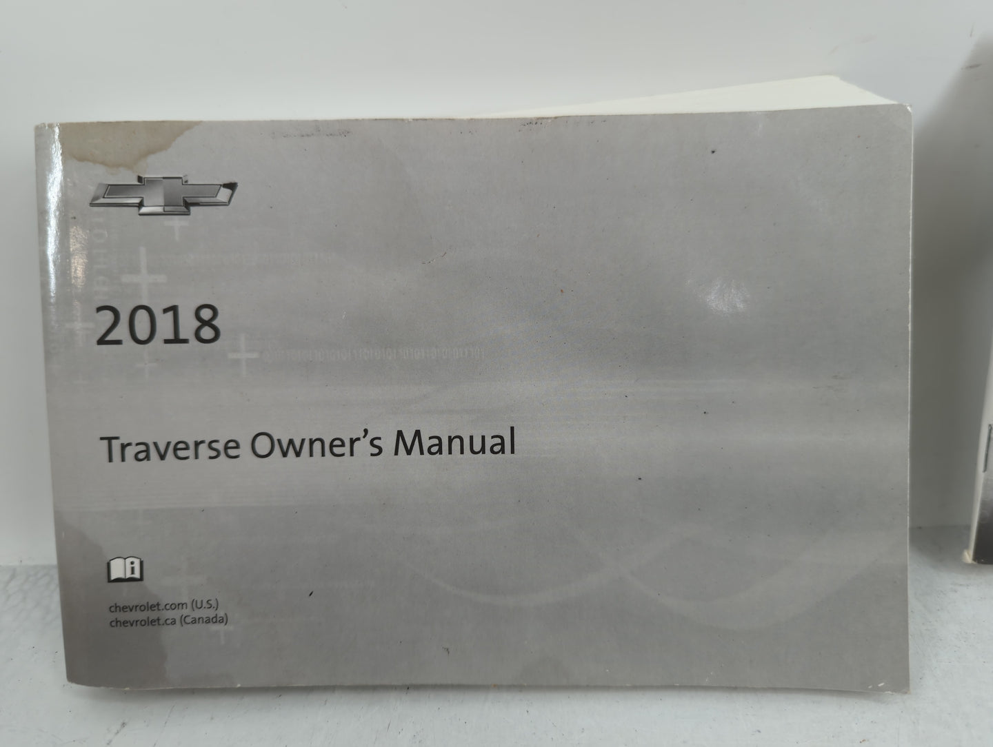 2018 Chevrolet Traverse Owners Manual Book Guide OEM Used Auto Parts - Oemusedautoparts1.com