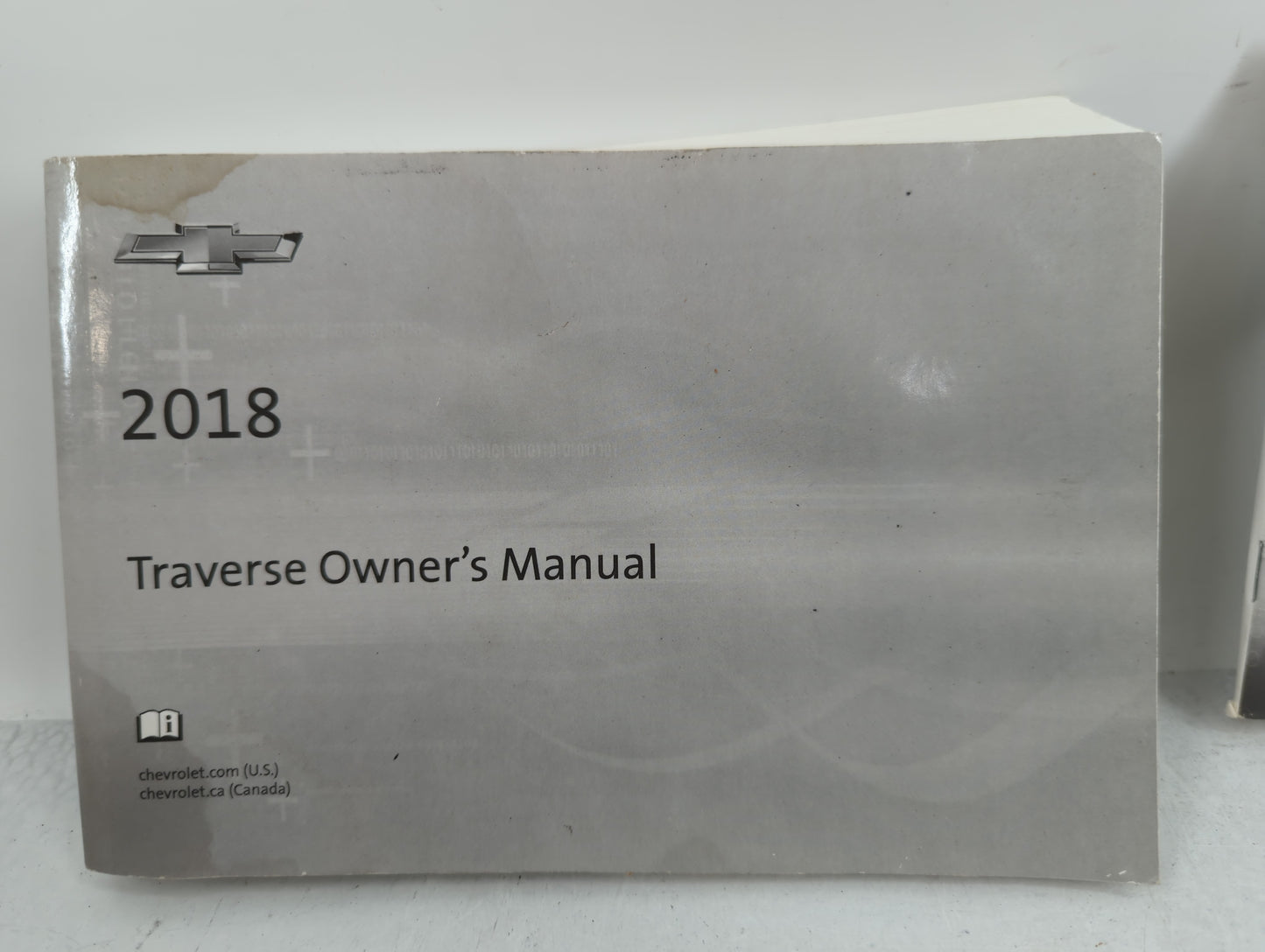 2018 Chevrolet Traverse Owners Manual Book Guide OEM Used Auto Parts - Oemusedautoparts1.com