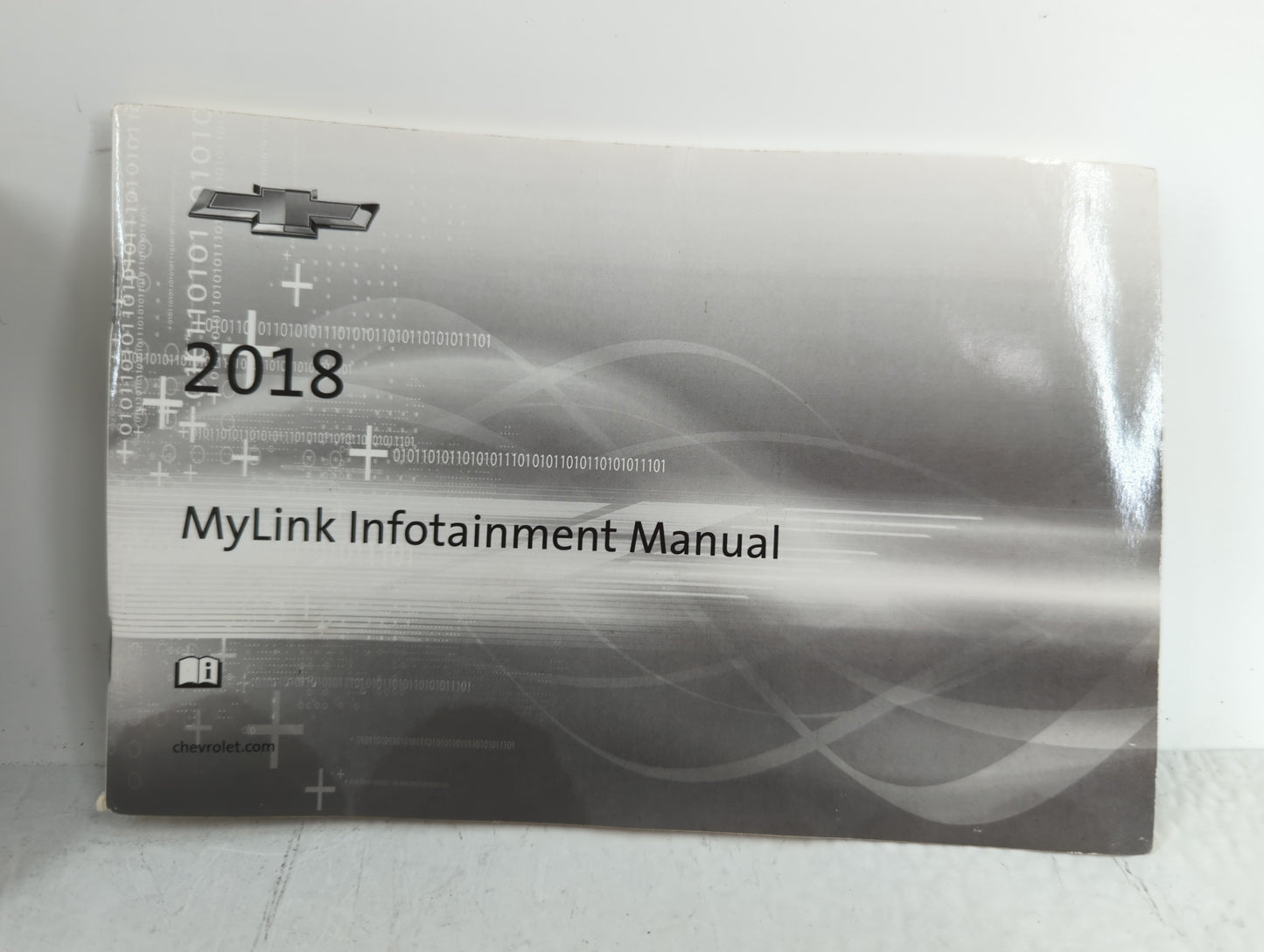 2018 Chevrolet Traverse Owners Manual Book Guide OEM Used Auto Parts - Oemusedautoparts1.com