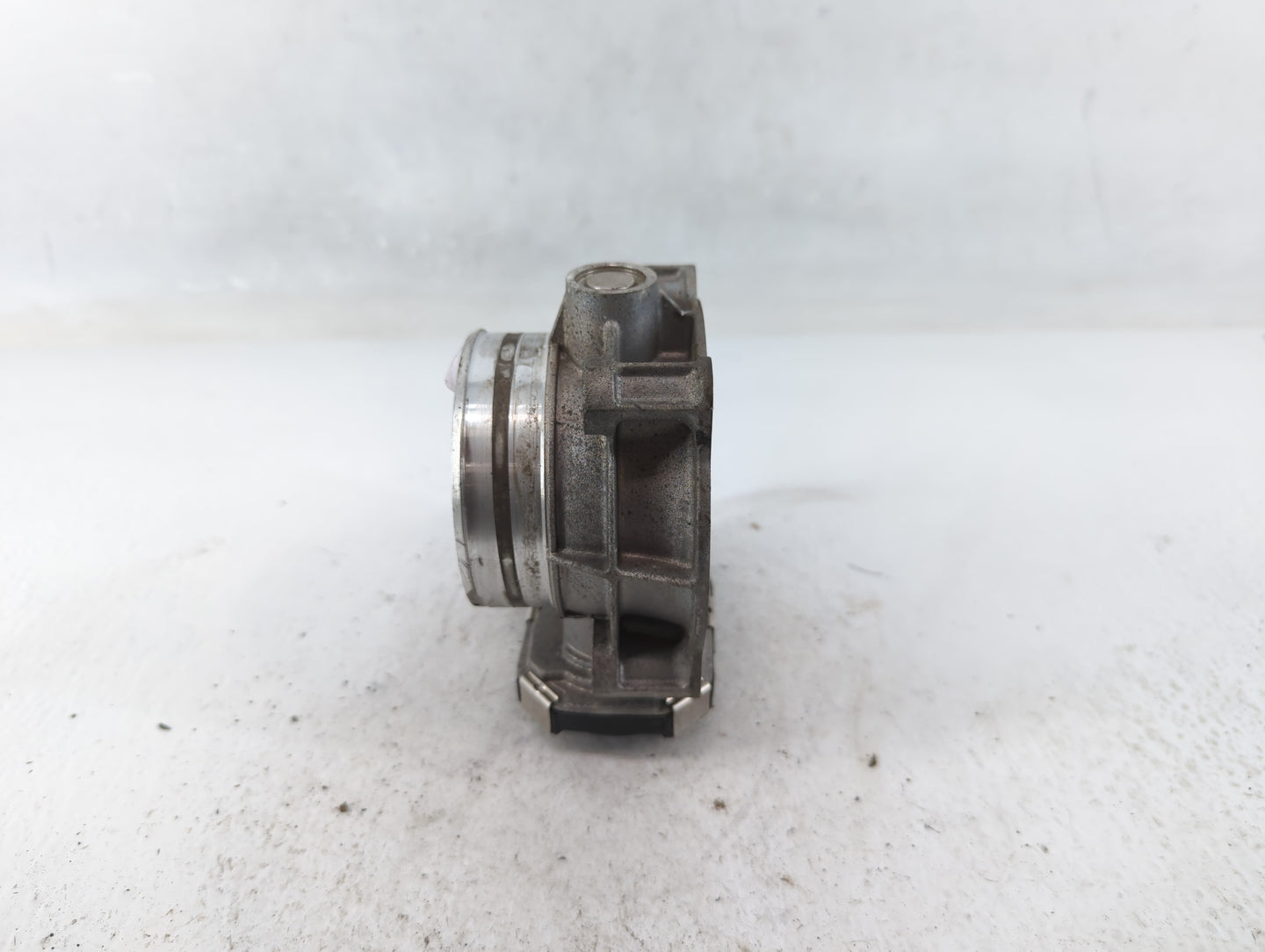 2017-2022 Chevrolet Traverse Throttle Body P/N:12670981AA Fits Fits 2012 2013 2014 2015 2016 2017 2018 2019 2020 2021 2022 O
