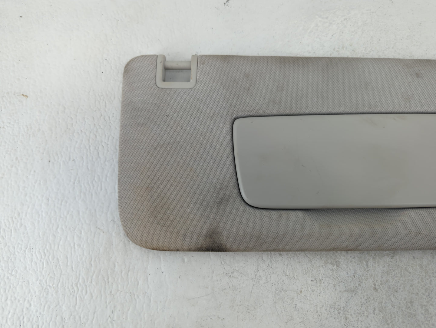 2018-2022 Chevrolet Traverse Sun Visor Shade Replacement Passenger Right Mirror Fits Fits 2018 2019 2020 2021 2022 OEM Used 