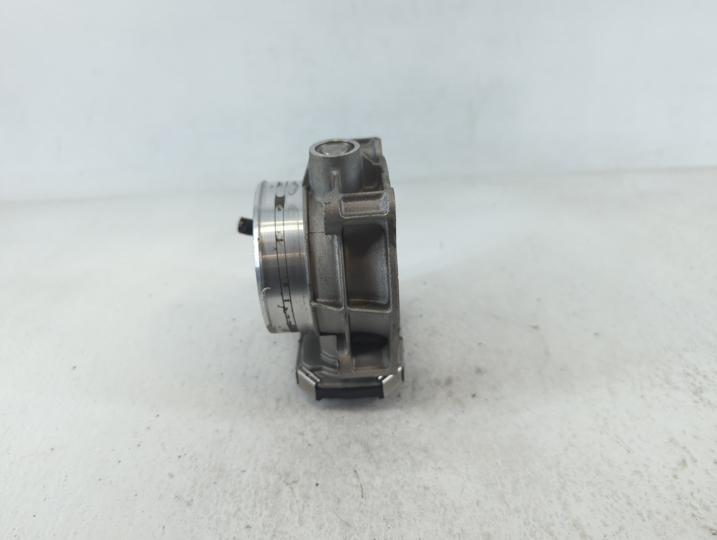 2017-2022 Chevrolet Traverse Throttle Body P/N:12670981AA Fits Fits 2012 2013 2014 2015 2016 2017 2018 2019 2020 2021 2022 O