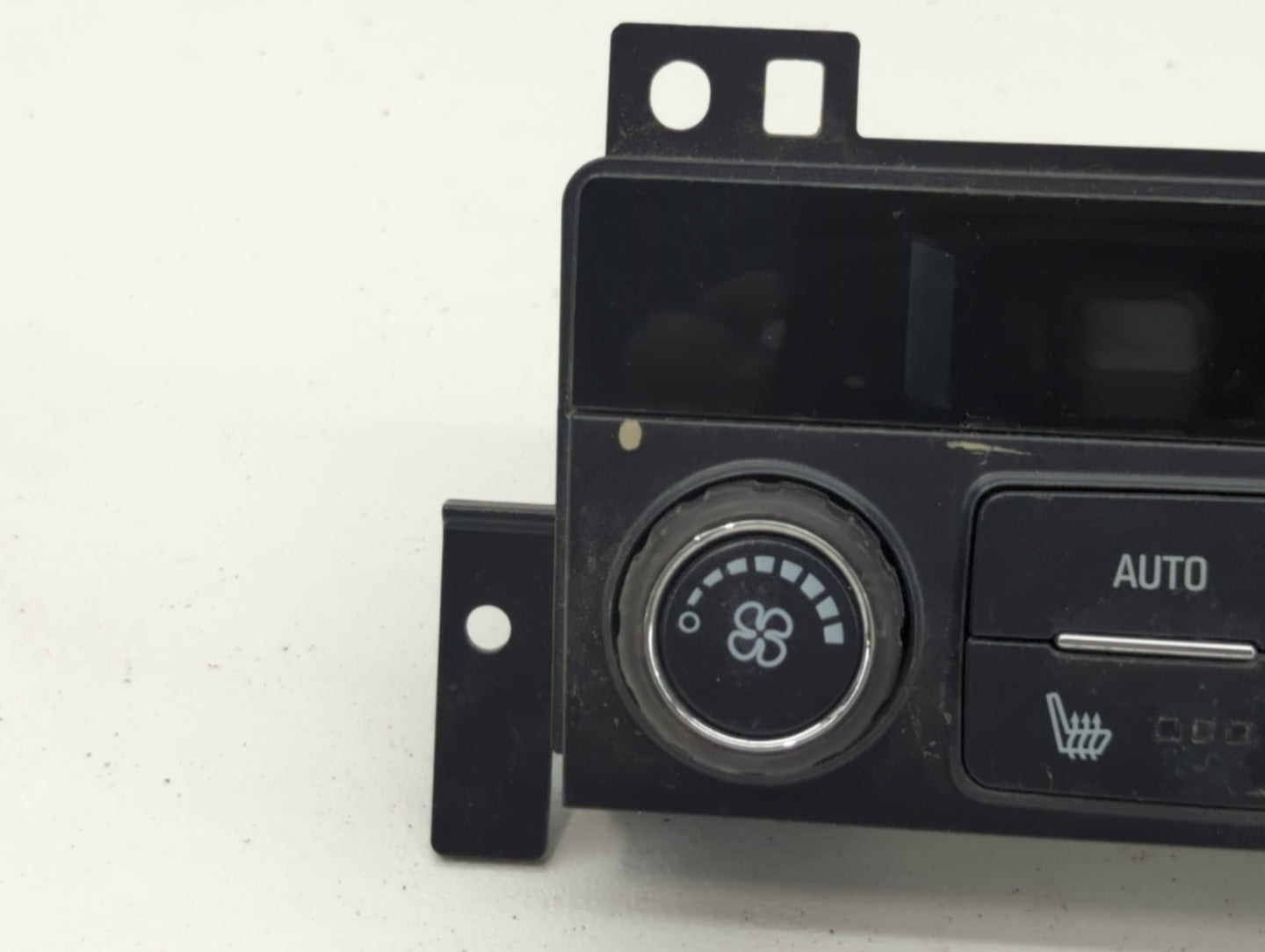 2018-2022 Chevrolet Traverse Climate Control Module Temperature AC/Heater Replacement P/N:2350 7153 Fits OEM Used Auto Parts