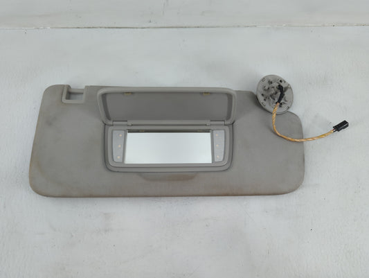 2018-2022 Chevrolet Traverse Sun Visor Shade Replacement Passenger Right Mirror Fits Fits 2018 2019 2020 2021 2022 OEM Used 