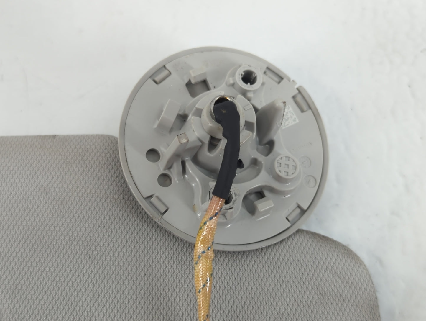 2018-2022 Chevrolet Traverse Sun Visor Shade Replacement Passenger Right Mirror Fits Fits 2018 2019 2020 2021 2022 OEM Used 