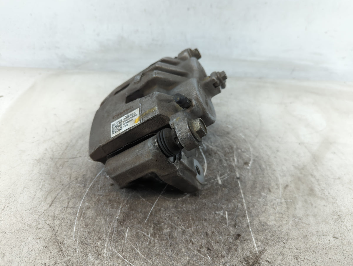 2018-2022 Chevrolet Traverse Front Passenger Right Brake Caliper 699676 - Oemusedautoparts1.com