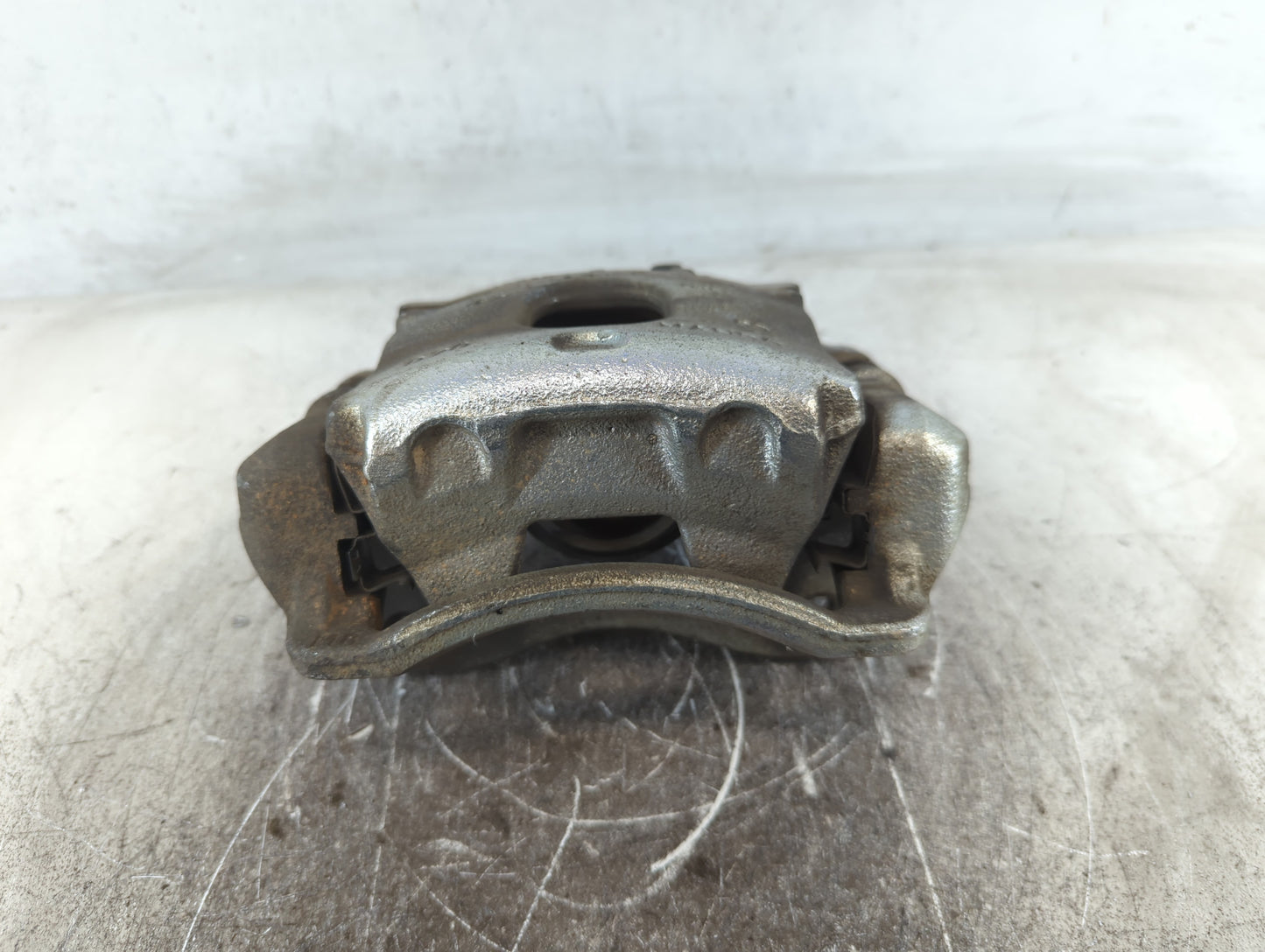 2018-2020 Chevrolet Traverse Front Driver Left Brake Caliper - Oemusedautoparts1.com