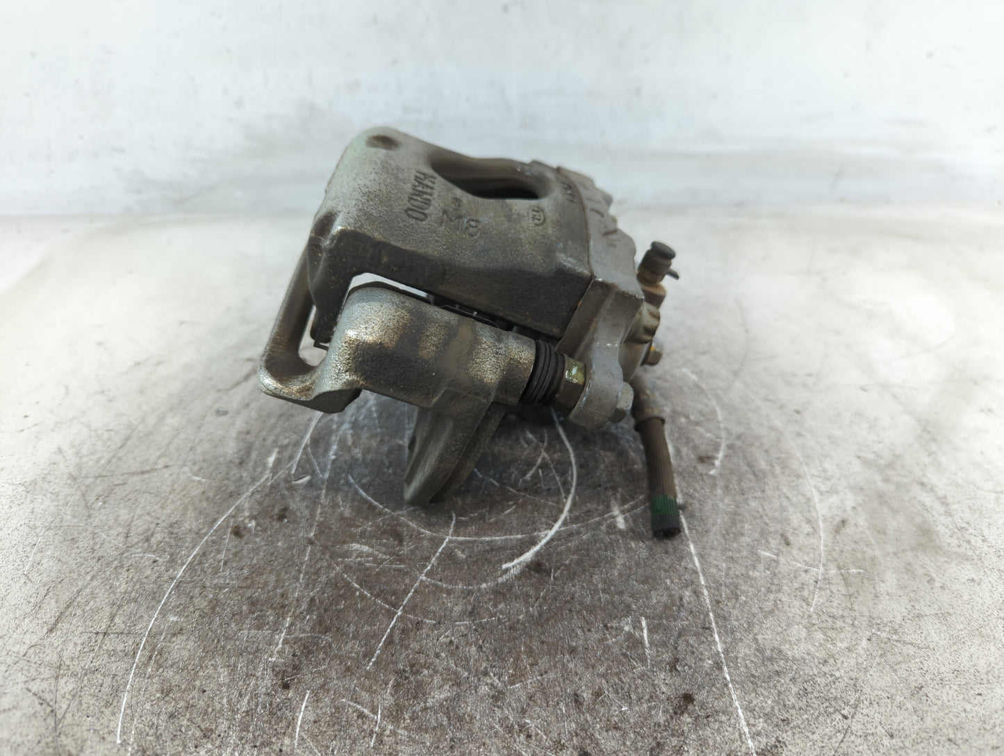 2018-2020 Chevrolet Traverse Front Driver Left Brake Caliper - Oemusedautoparts1.com