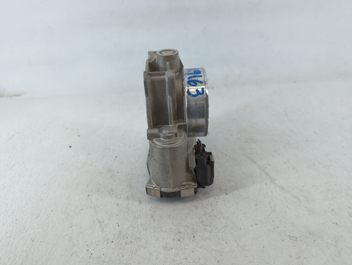 2017-2022 Chevrolet Traverse Throttle Body P/N:12670981AA Fits Fits 2012 2013 2014 2015 2016 2017 2018 2019 2020 2021 2022 O