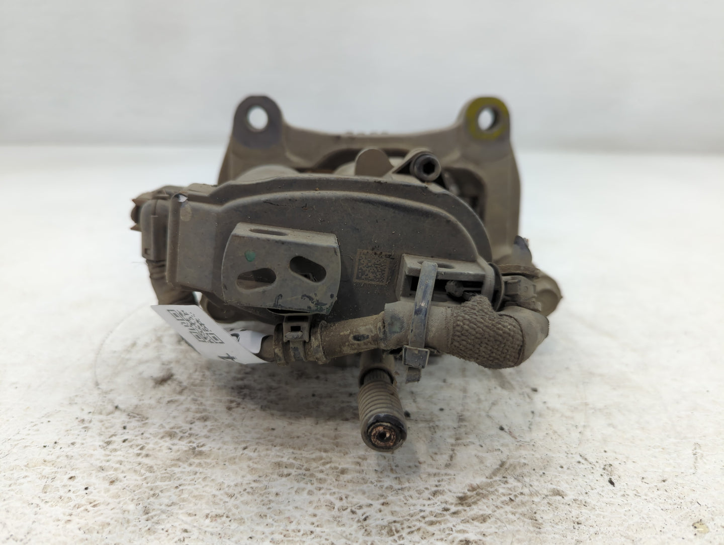 2018-2022 Chevrolet Traverse Front Passenger Right Brake Caliper - Oemusedautoparts1.com