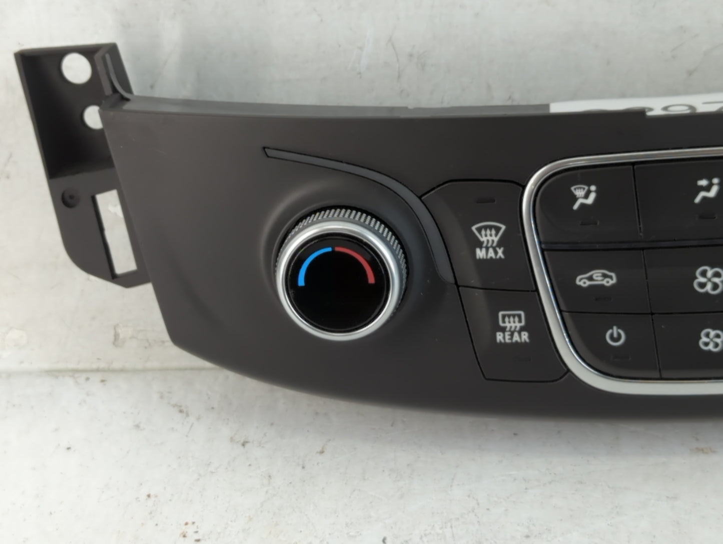 2018-2022 Chevrolet Traverse Climate Control Module Temperature AC/Heater Replacement P/N:84344401 Fits OEM Used Auto Parts 