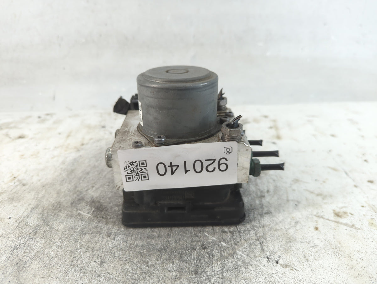 2018 Chevrolet Traverse Anti-Lock Brake ABS Pump Module Actuator OEM P/N:84343137 Fits OEM Used Auto Parts - Oemusedautopart