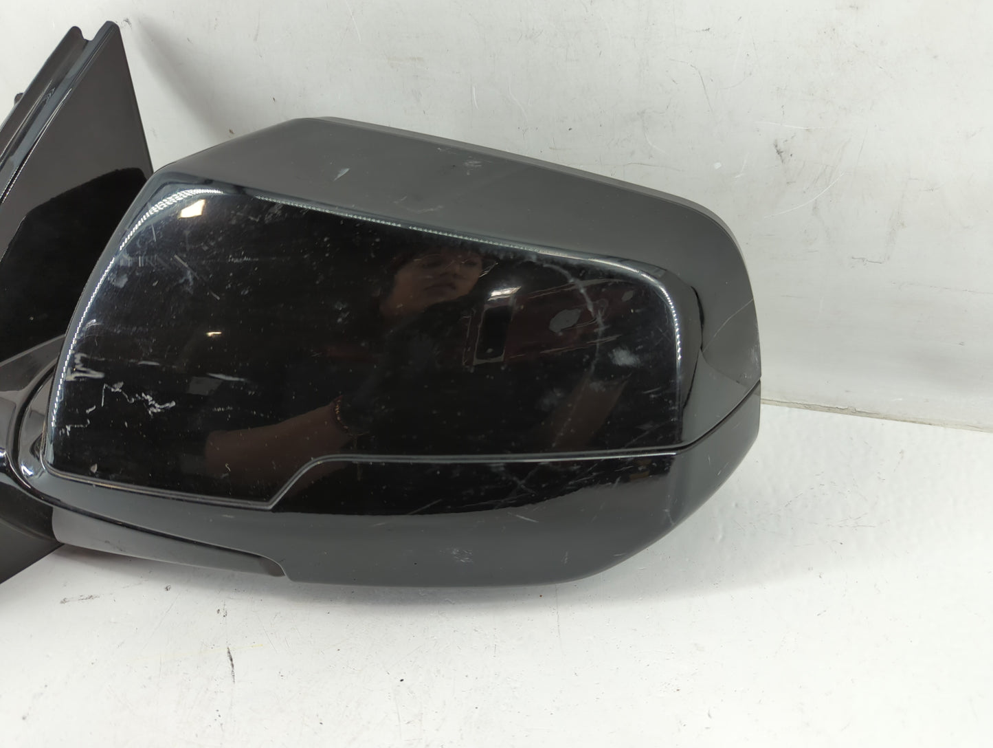 2018-2022 Chevrolet Traverse Side Mirror Replacement Driver Left View Door Mirror P/N:84299235 Fits Fits 2018 2019 2020 2021