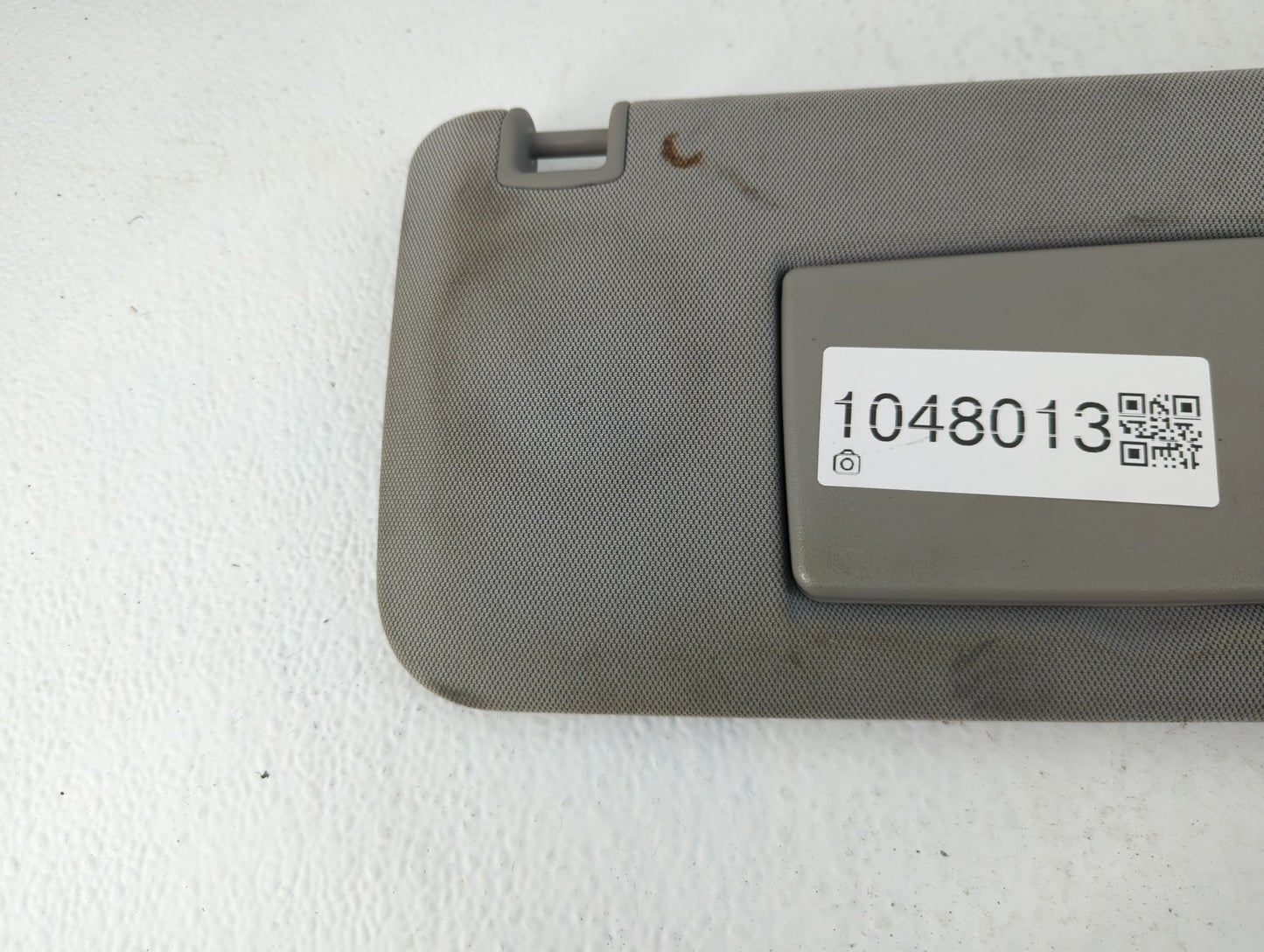 2017-2021 Chevrolet Trax Sun Visor Shade Replacement Passenger Right Mirror Fits Fits 2017 2018 2019 2020 2021 OEM Used Auto