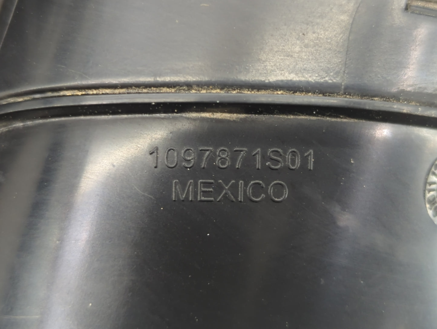 2013-2021 Chevrolet Trax Air Cleaner Intake-duct Hose Tube - Oemusedautoparts1.com