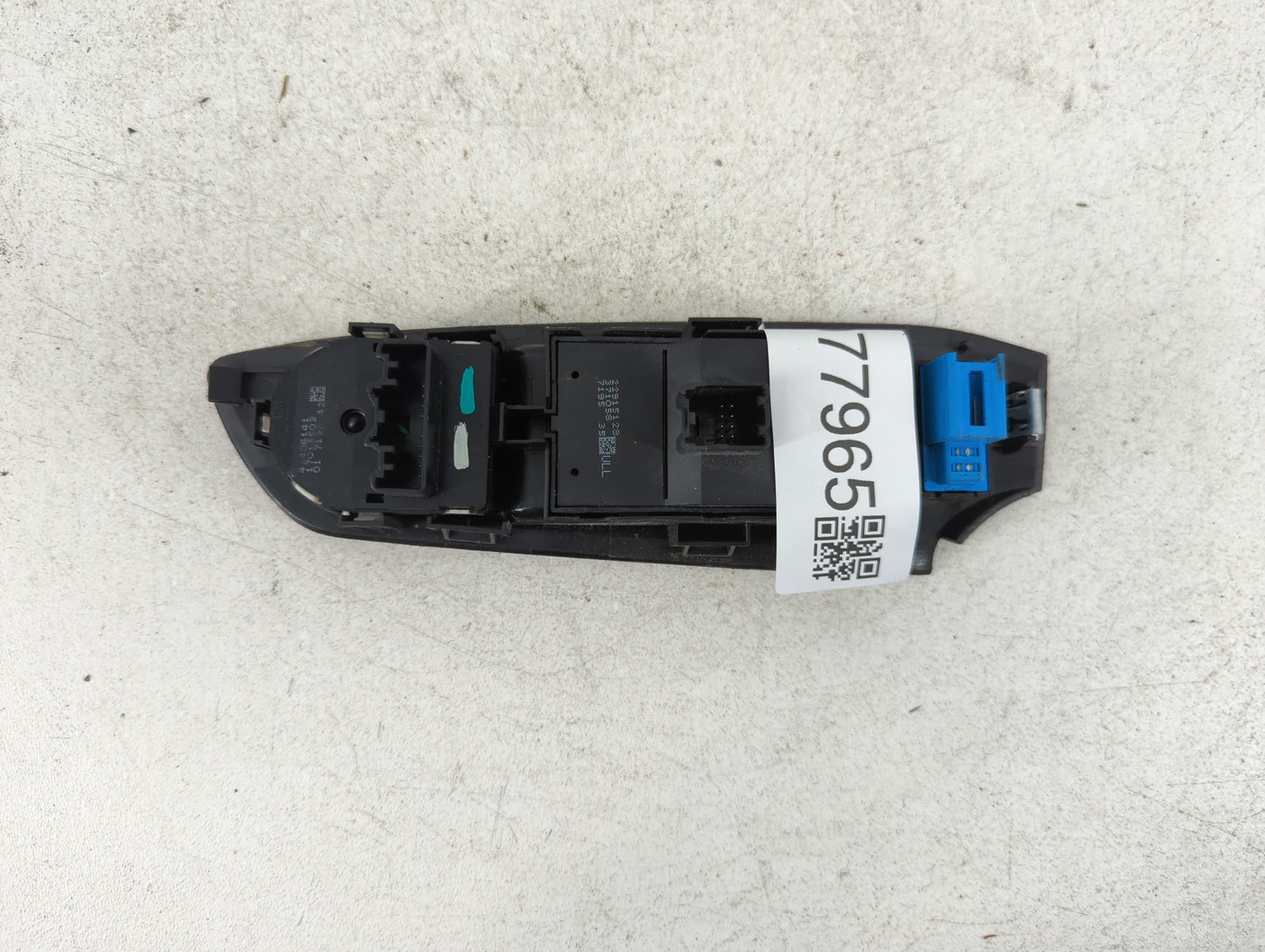 2017-2021 Chevrolet Trax Master Power Window Switch Replacement Driver Side Left P/N:22915128 Fits Fits 2017 2018 2019 2020 