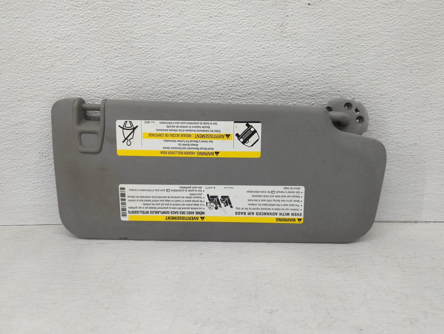 2017-2021 Chevrolet Trax Sun Visor Shade Replacement Driver Left Mirror Fits Fits 2017 2018 2019 2020 2021 OEM Used Auto Par