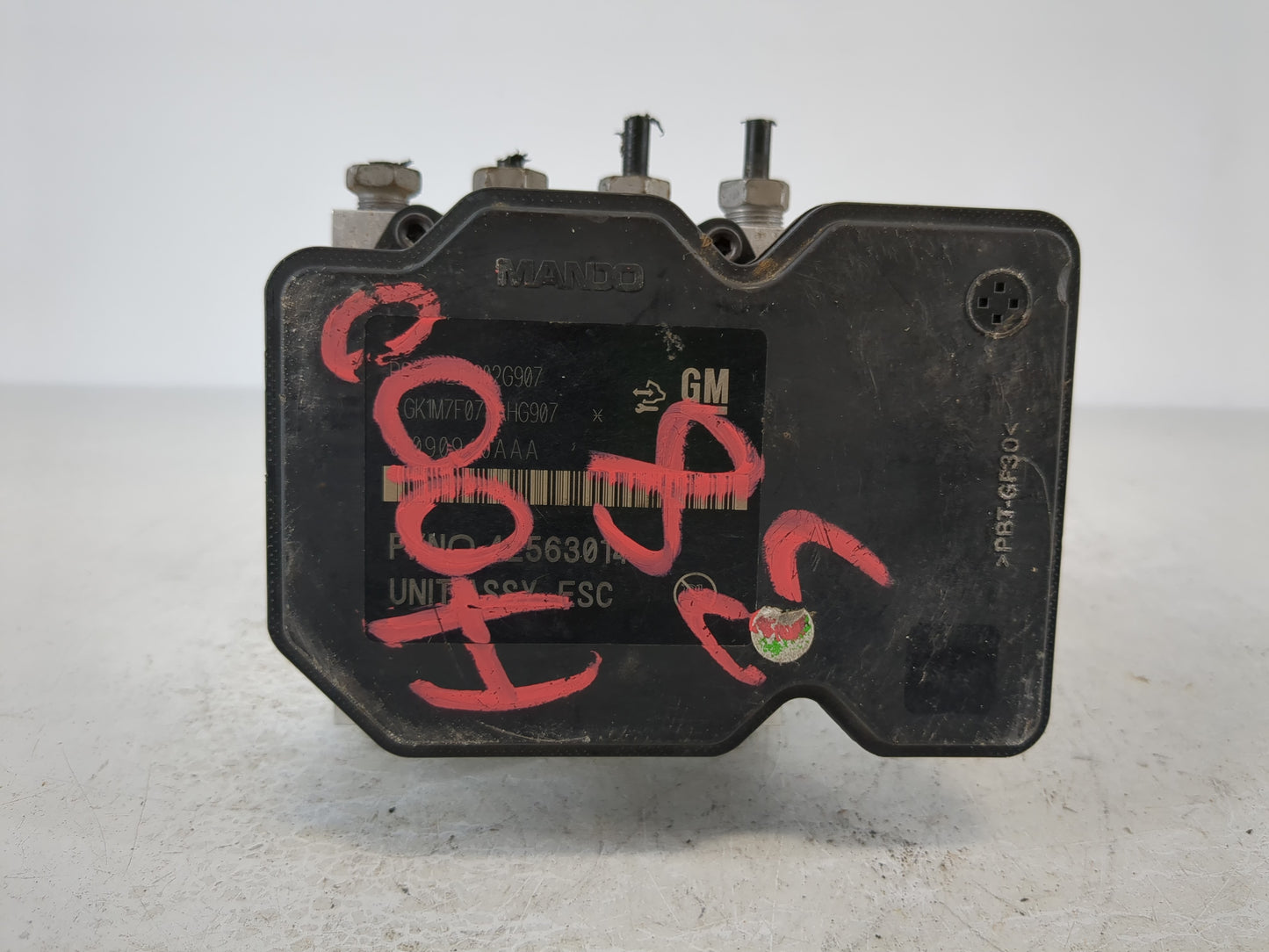 2017-2020 Chevrolet Trax ABS Pump Control Module Replacement P/N:42563014 Fits Fits 2017 2018 2019 2020 OEM Used Auto Parts 