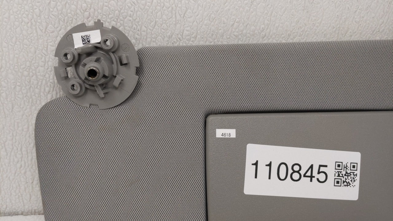 2017-2018 Chevrolet Trax Sun Visor Shade Replacement Driver Left Mirror Fits Fits 2017 2018 OEM Used Auto Parts - Oemusedaut