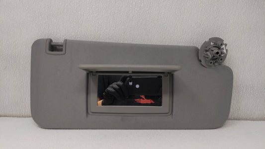 2017-2018 Chevrolet Trax Sun Visor Shade Replacement Passenger Right Mirror Fits Fits 2017 2018 OEM Used Auto Parts - Oemuse